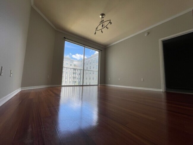 Building Photo - 700 S Harbour Island Blvd