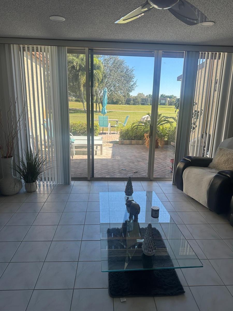 Building Photo - 4557 Luxemburg Ct