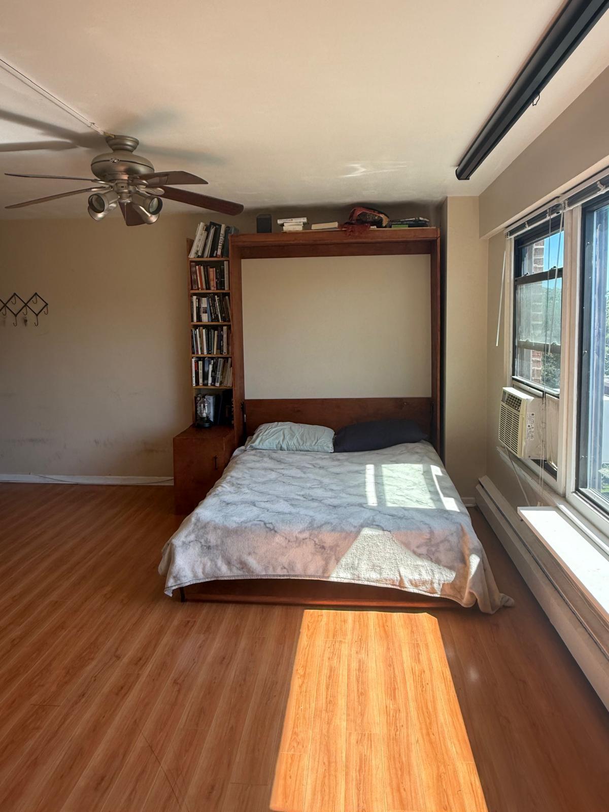 Murphy bed down 2 - 4880 N Marine Dr