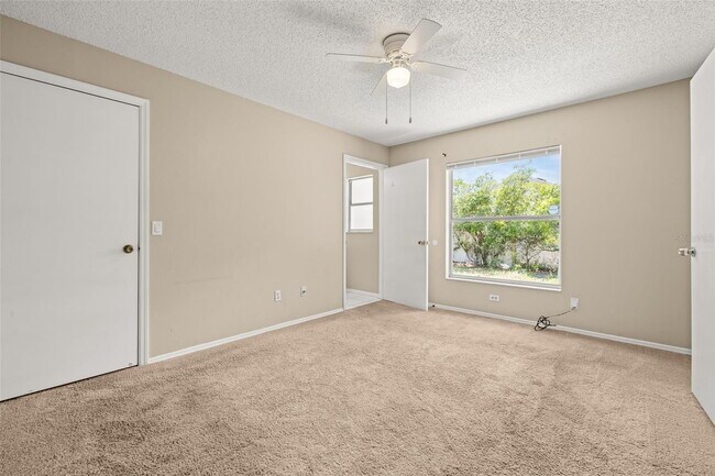 Building Photo - 14772 Laguna Beach Cir