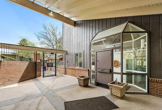 Building Photo - Effortless Style at Kalmia: Updated 2-Bed 2-Bath Condo with Premium Amenities