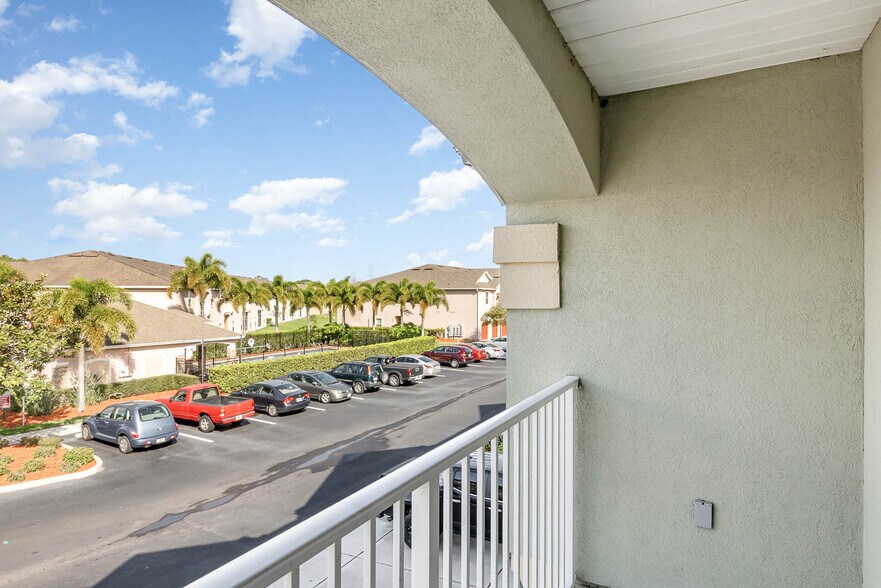 Building Photo - 4037 Meander Plz