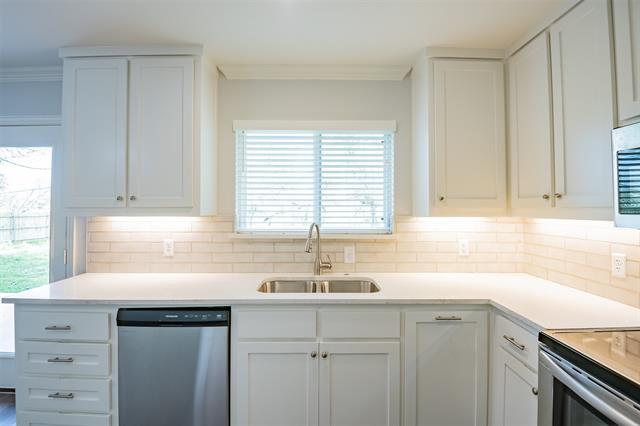 Building Photo - 3462 Coronado Ct