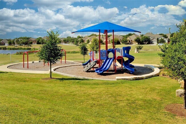 Building Photo - 2228 Hilltop Climb Dr