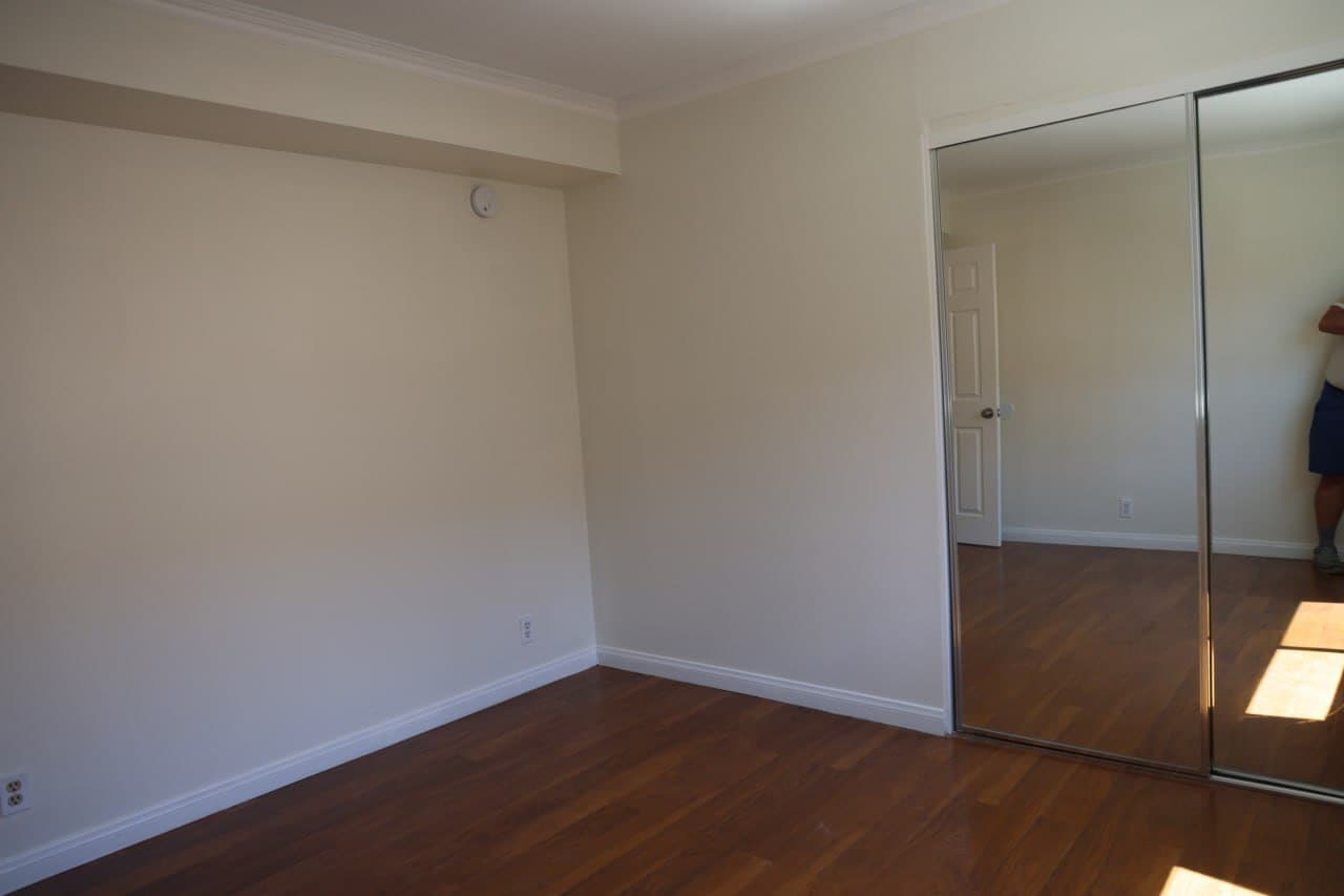 Building Photo - 5403 Newcastle Ave