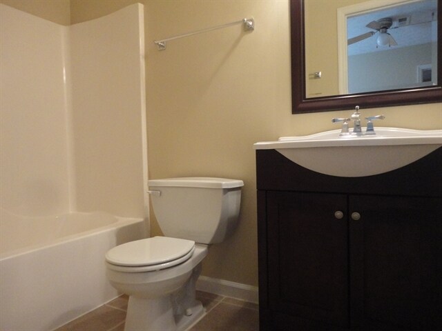 Building Photo - 1006 Greenob Dr