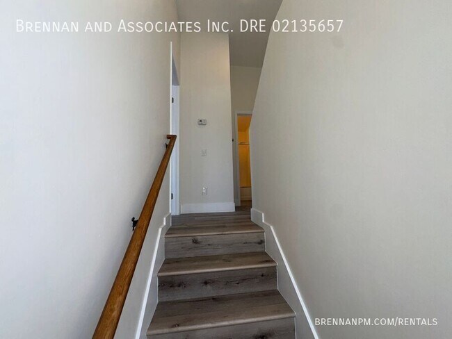 Building Photo - 1130 Sumner Ave