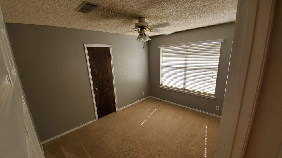 Building Photo - 4610 Neely Ave