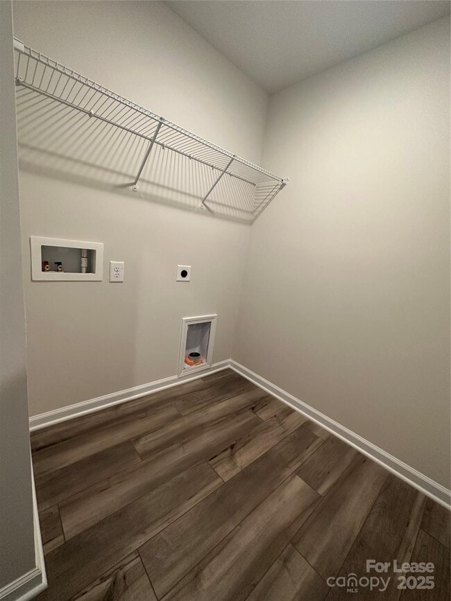 Building Photo - 13965 Castle Nook Dr