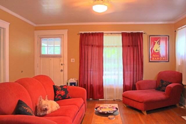 Building Photo - Charming 2 bedroom, 1 bath bungalow with fenced yard in Lakewood