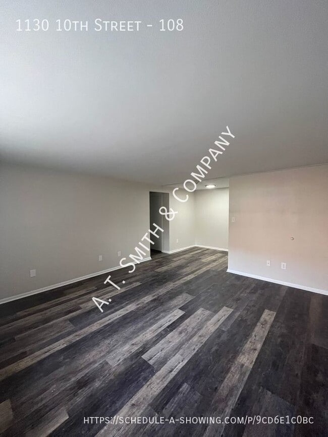 Building Photo - 1130 10th St