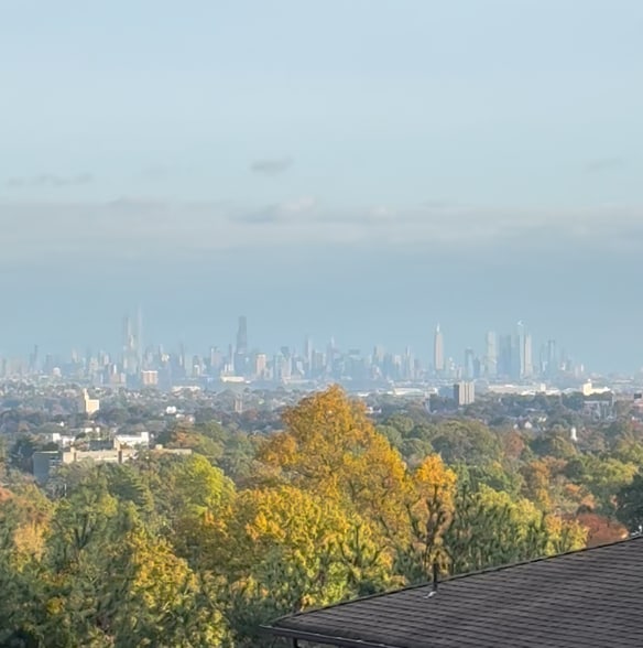 Primary Photo - 251 Silleck St