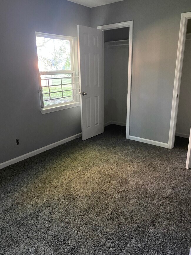 Building Photo - 7217 Kassarine Pass