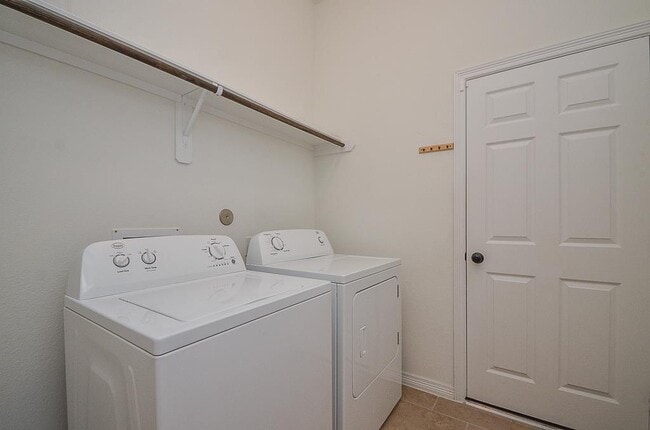 Building Photo - 4406 Millstone Canyon Ln
