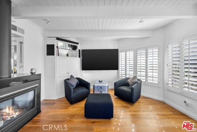 Building Photo - 712 Highland Ave