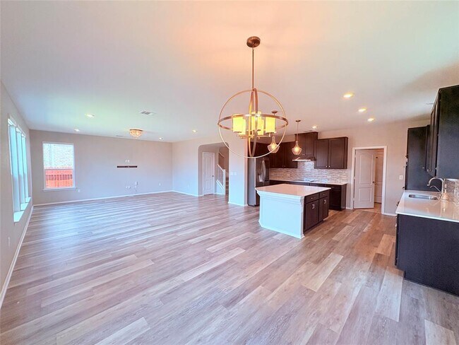 Building Photo - 301 Espresso Dr