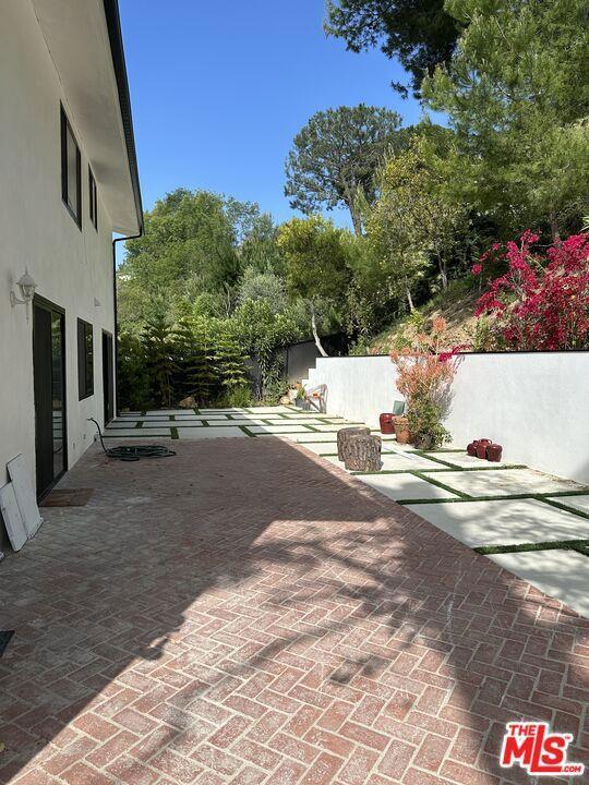 Building Photo - 9781 Blantyre Dr