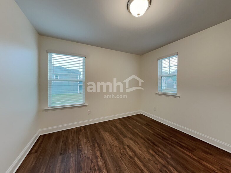 Building Photo - 3260 Brierhill Rd