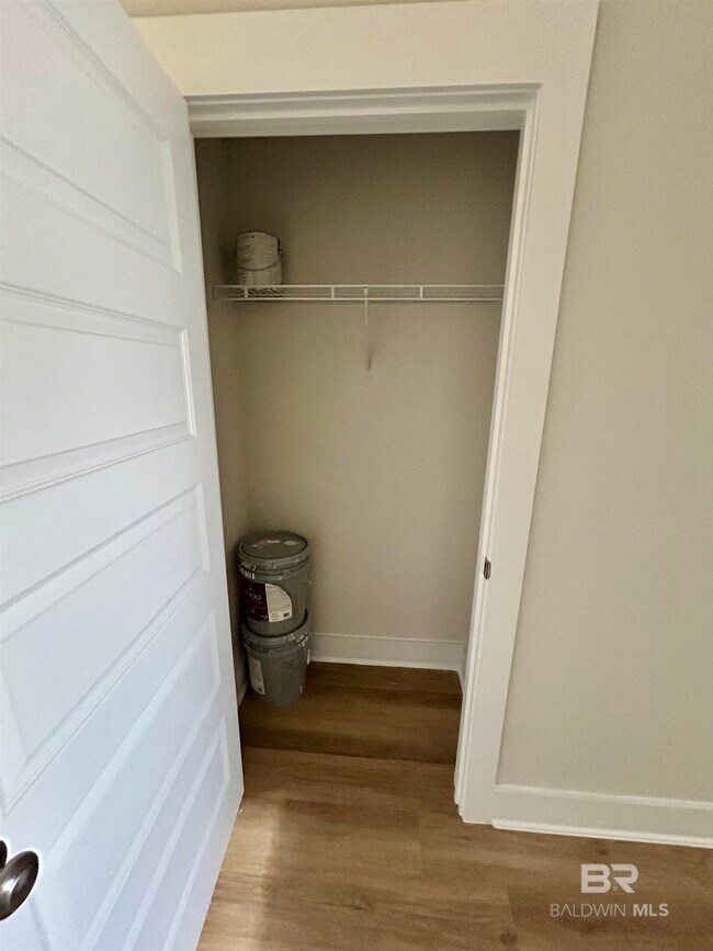 Building Photo - 8708 Sea Star Cir