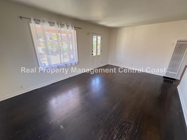 Building Photo - AVAILABLE AUGUST - Charming Morro Bay Home...