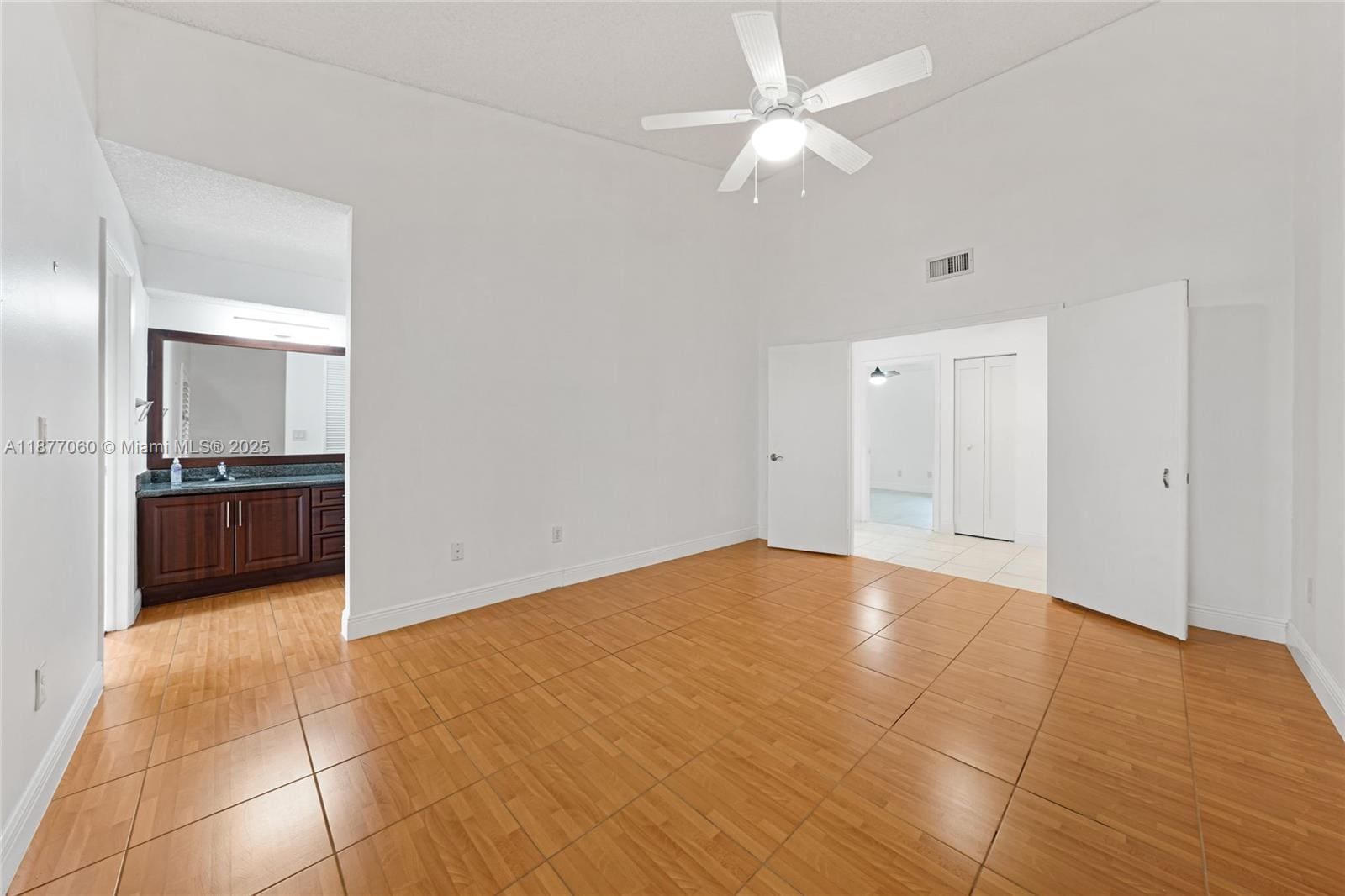 Building Photo - 344 NW 94th Ter