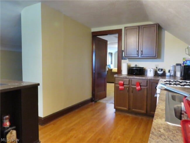 Building Photo - 13513 Clifton Blvd