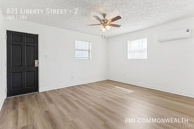 Building Photo - 831 Liberty St