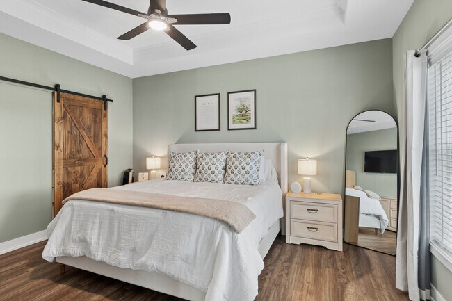 Building Photo - 534 Sudbury Cir