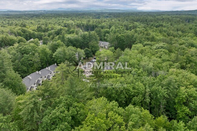 Building Photo - 65 Woodland Green