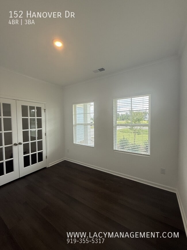 Building Photo - 152 Hanover Dr