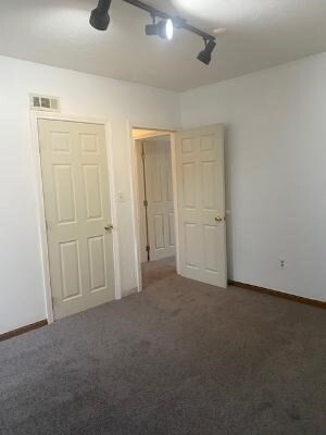 Building Photo - 8 Jackson St