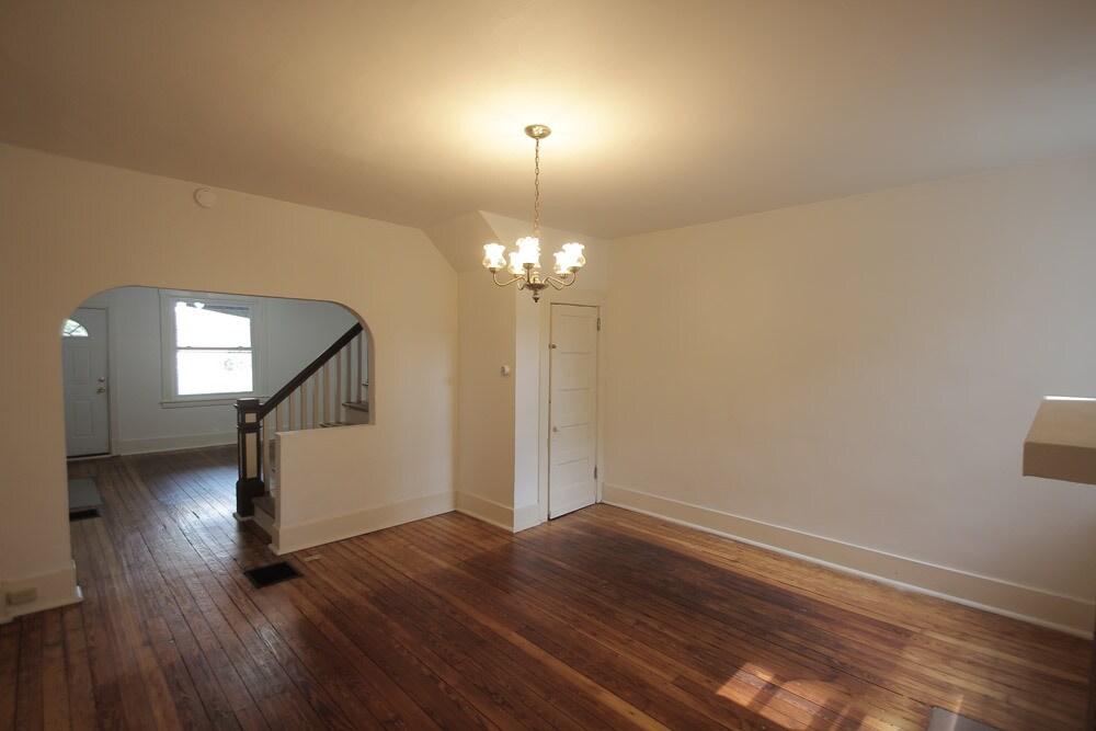 Building Photo - 124 S Trenton Ave