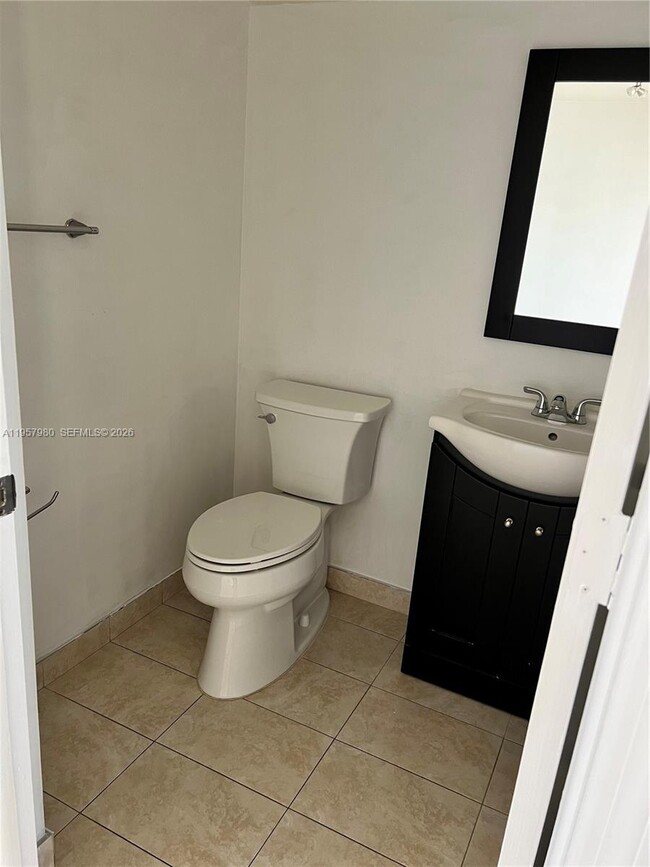 Building Photo - 3810 SW 153rd Pl