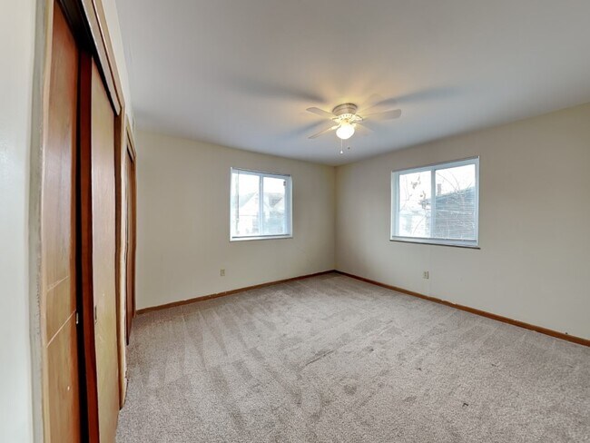 Building Photo - 331 E 18th Ave