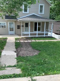 Building Photo - 360 Locust St