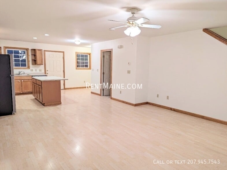 Building Photo - 121 Canaan Rd