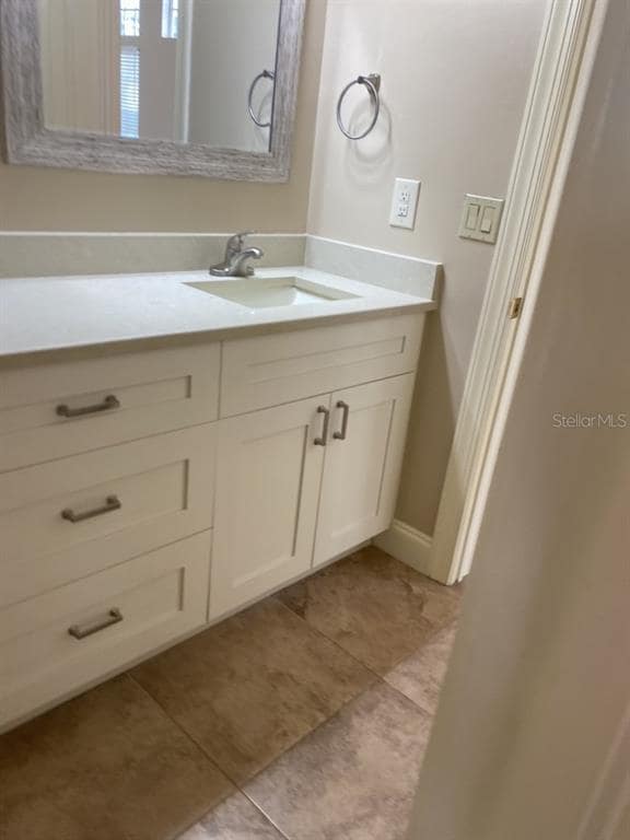 Building Photo - 5131 Sterling Manor Dr