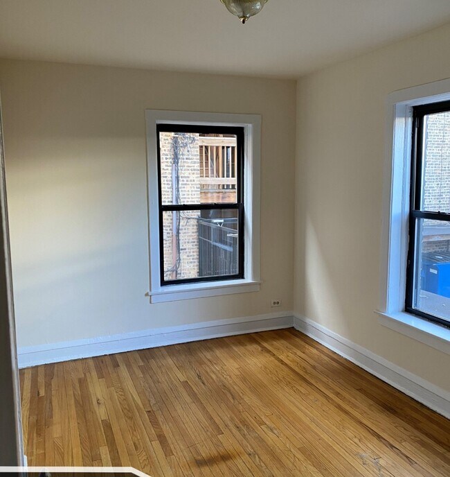 Building Photo - 2706 N Spaulding Ave