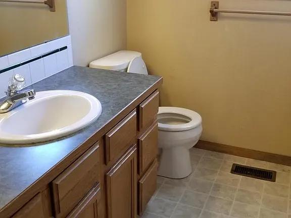 Building Photo - 1509 Chickadee St