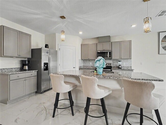 Building Photo - 2085 Doe Run Dr