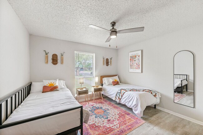 Building Photo - 11906 Blueridge Mountains Dr