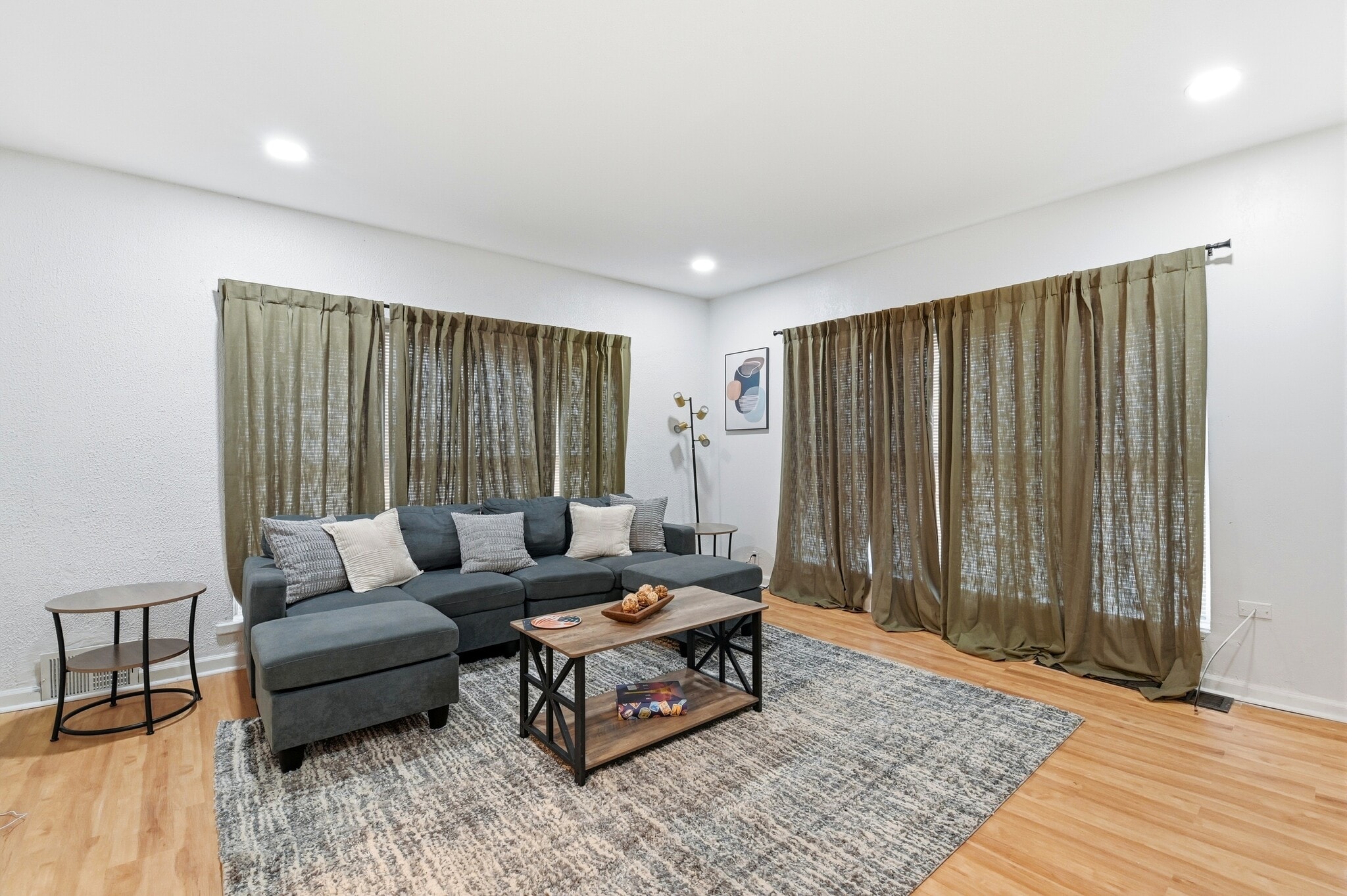 Building Photo - 4246 Nebraska Ave