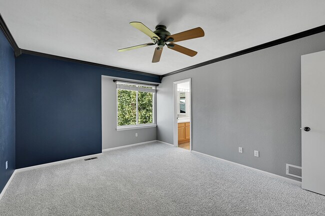 Building Photo - 5750 S Youngfield St