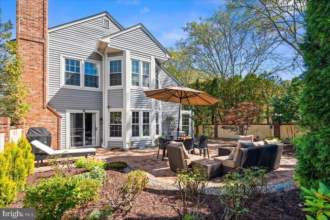 Building Photo - 9 Cromwell Ct