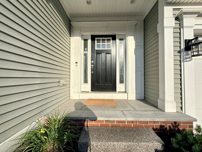 Building Photo - 99 Brookview Rd