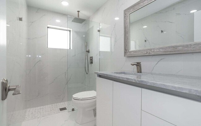 Building Photo - 524 NW 53rd St