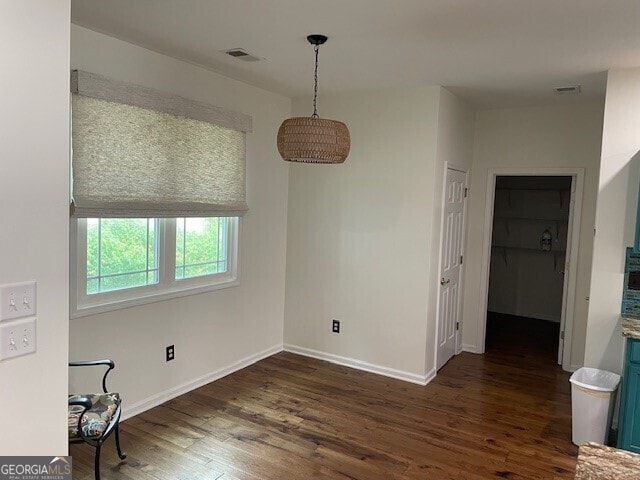 Building Photo - 34 N Heathridge Dr
