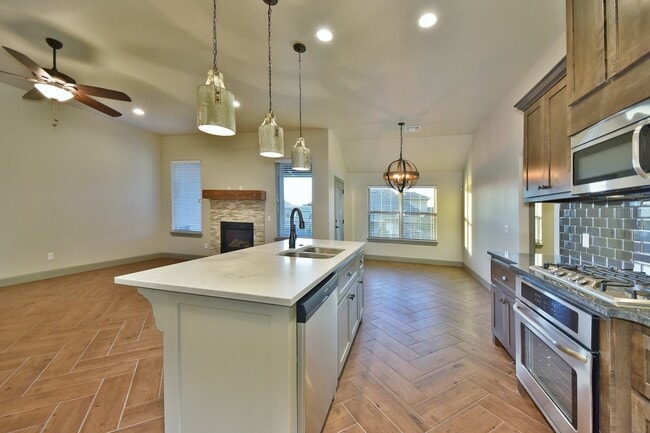 Building Photo - Home in Deer Creek Schools + 4 Bedrooms + 3 car Garage + The Grove Addition