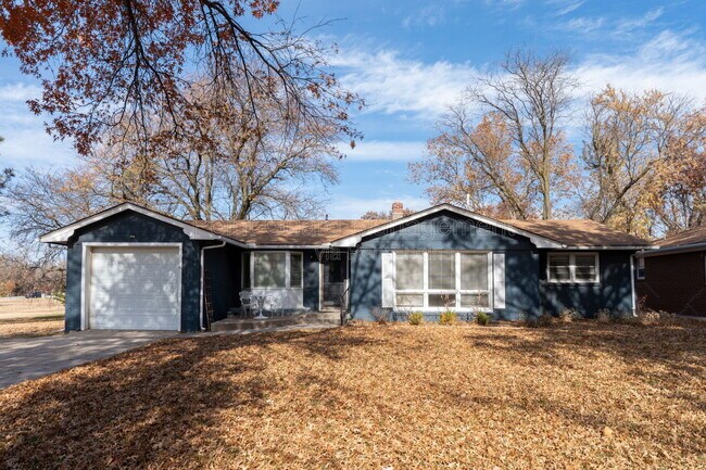 Building Photo - 6002 E 8th St N