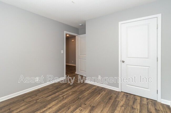 Building Photo - 1614 River Poppy Road